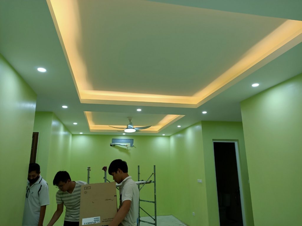 Sử dụng đèn LED trên trần thạch cao: Khám phá sức mạnh của đèn LED trên trần thạch cao, với ánh sáng trang nhã và tiết kiệm điện năng. Công nghệ tiên tiến và hiệu quả, giúp không gian sống trở nên thông thoáng và dễ chịu hơn. Click để chiêm ngưỡng ngay hình ảnh.